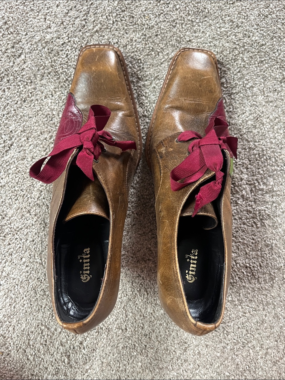 🌹🌹🌹Sonita Made in Portugal Rose Patch Block Heel Oxfords sz41 ONE OF A KIND!!!! - Picture 5 of 7